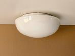 Prachtige plafondlamp melkglas doorsnee 25 cm, Huis en Inrichting, Lampen | Plafondlampen, Ophalen of Verzenden, Gebruikt, Glas
