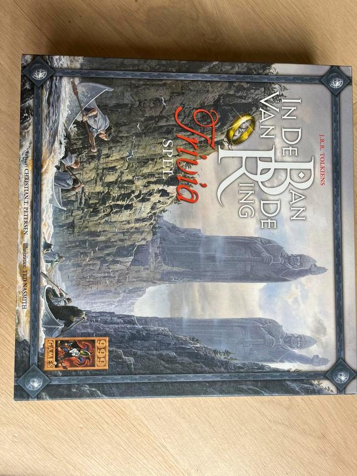 Lord of the rings - trivia bordspel NIEUW, Hobby en Vrije tijd, Gezelschapsspellen | Bordspellen, Nieuw, Ophalen of Verzenden