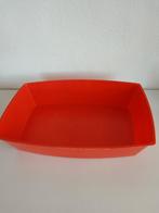 Retro oranje mand/bak 45 x 30 x 9.5 hoog, Huis en Inrichting, Woonaccessoires | Schalen en Manden, Ophalen of Verzenden, Zo goed als nieuw