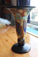 Grote plateel vaas Regina - Art Deco - 27,5 cm hoog, Antiek en Kunst, Antiek | Vazen, Ophalen of Verzenden