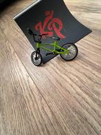 Mini BMX met Skatebaan, 1:50 of kleiner, Overige typen, Zo goed als nieuw, Ophalen