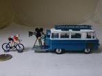 1968 Corgi Toys 479 COMMER 2500 + CAMERAMAN + WIELRENNER!