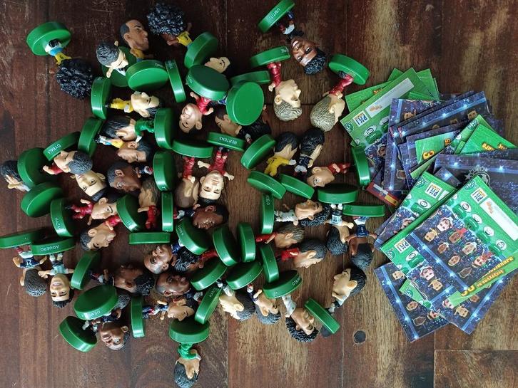 47 voetbalpoppetjes met stempelaar onderzijde NIEUW, Verzamelen, Sportartikelen en Voetbal, Nieuw, Beeldje of Poppetje, Buitenlandse clubs