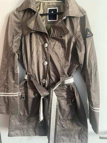 Trenchcoat Gaastra. Maat L beschikbaar voor biedingen