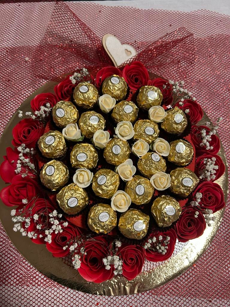 Valentijnsdag cadeau: Chocolade boeket, Hobby en Vrije tijd, Feestartikelen, Ophalen of Verzenden, Nieuw, Versiering, Valentijn of Romantisch