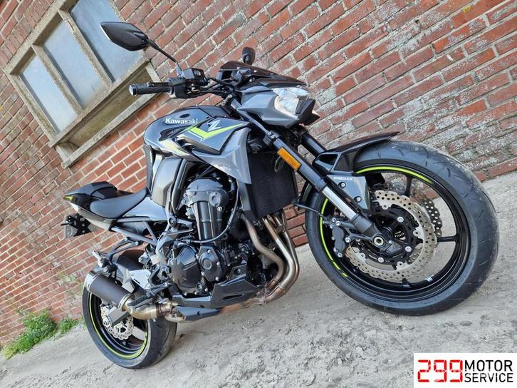 ️ Kawasaki Z900 a2 35kw 2024! Nieuwstaat, Motoren, Motoren | Kawasaki, Bedrijf, Toermotor, 12 t/m 35 kW, ABS, LED Verlichting