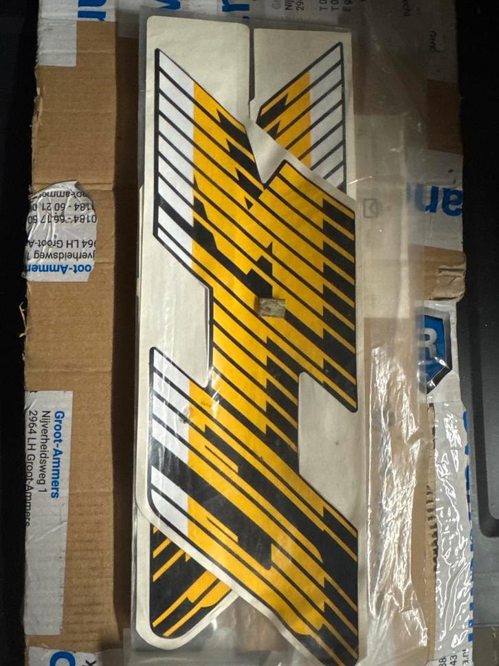 Honda MT5 Tank Stickers - Old Stock, Fietsen en Brommers, Brommeronderdelen | Oldtimers, Nieuw, Ophalen of Verzenden