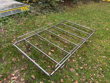 Rvs imperiaal Mercedes Vito beschikbaar voor biedingen