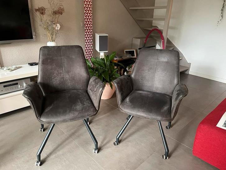 Eetkamerstoelen 2 stuks van Henders en Hazel, Huis en Inrichting, Stoelen, Zo goed als nieuw, Grijs, Ophalen of Verzenden