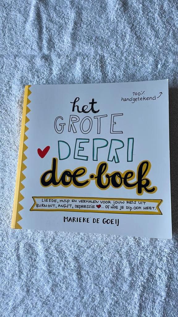 Marieke de Goeij - Het grote depri Doe-Boek, Boeken, Psychologie, Zo goed als nieuw, Ophalen of Verzenden