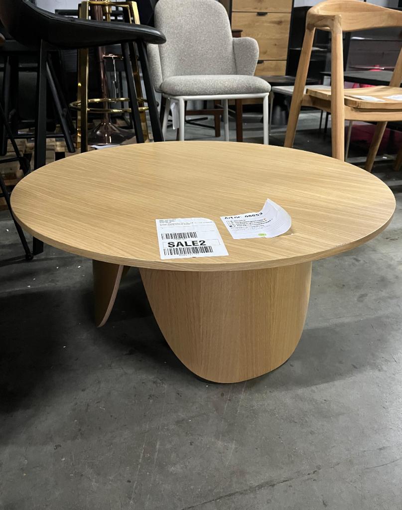 Bolia Peyote Salontafel 35 x Ø 80 cm Gelakt Eiken | €909, nu, Huis en Inrichting, 50 tot 100 cm, Bolia, Eikenhout, Nieuw