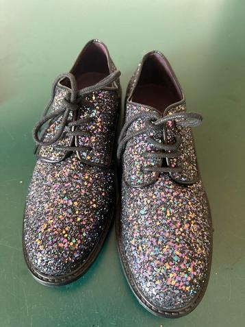 Closed schoenen maat 38 - glitter en glamour