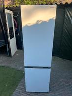 Sharp koelvriescombinatie z.g.a.n., Witgoed en Apparatuur, Koelkasten en IJskasten, 200 liter of meer, Met aparte vriezer, Zo goed als nieuw