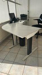 Bureau met hoel en bureaustoel, Huis en Inrichting, Bureaus, Ophalen, Gebruikt, Bureau