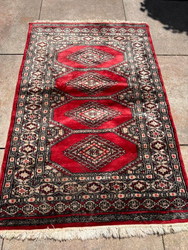 Rood Perzisch Tapijt - Mooi Design, Huis en Inrichting, Stoffering | Tapijten en Kleden, Gebruikt, 50 tot 100 cm, 100 tot 150 cm