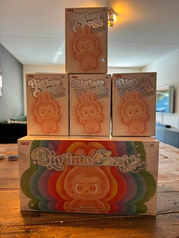 🚨100% origineel🚨 Labubu🚨 big into energy monsters energy beschikbaar voor biedingen