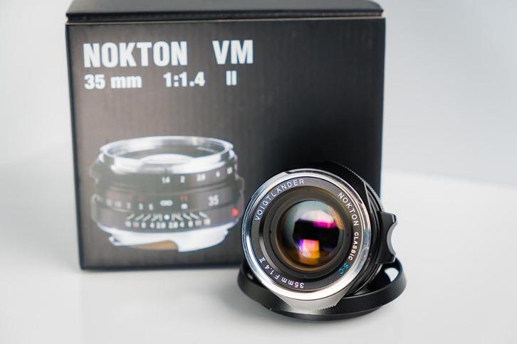 Voigtländer 35mm 1:1.4 Nokton VM II SC incl. zonnekap, Audio, Tv en Foto, Fotografie | Lenzen en Objectieven, Zo goed als nieuw