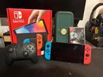 Nintendo Switch Oled (red and blue), Spelcomputers en Games, Spelcomputers | Nintendo Switch, Ophalen, Zo goed als nieuw, Met 1 controller