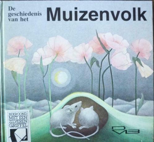 De geschiedenis van het Muizenvolk - Una Jacobs"", Boeken, Kinderboeken | Jeugd | 10 tot 12 jaar, Zo goed als nieuw, Ophalen of Verzenden