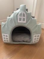 Kattenhuis / kattenhol zgan gratis, Dieren en Toebehoren, Ophalen, Zo goed als nieuw