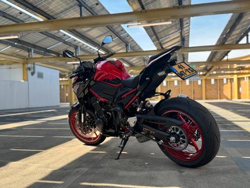 Kawasaki Z900 2024, lage kilometer stand, Motoren, Motoren | Kawasaki, Particulier, Naked bike, meer dan 35 kW, 4 cilinders, Motorrijbewijs A