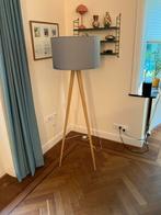 Zuiver vloerlamp tripod, Huis en Inrichting, Lampen | Vloerlampen, Ophalen, Zo goed als nieuw, Hout, 150 tot 200 cm