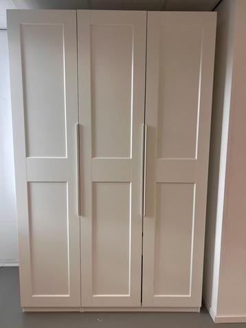 IKEA PAX – wit – 236 cm hoog / 150 (50+100) cm breed beschikbaar voor biedingen