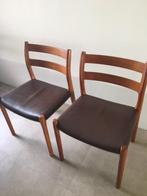 Deense stoelen van Niels O. Møller, Huis en Inrichting, Stoelen, Ophalen, Gebruikt, Twee, Bruin