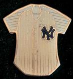 New York Yankees shirt pin, Verzamelen, Verzenden, Nieuw, Sport, Speldje of Pin