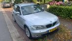 BMW 1-Serie 2.0 118I 2006 Grijs, Auto's, BMW, 1-Serie, 1995 cc, 4 cilinders, 129 pk
