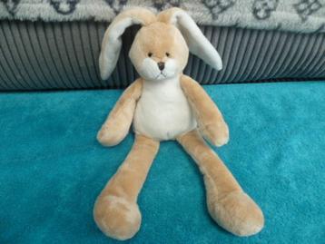 Licht bruin wit haas konijn  pluim staart van Bunny friend beschikbaar voor biedingen