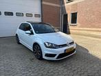 Volkswagen GOLF 1.4 3x R-line Pano Dynaudio 18'' ACC ambient, 65 €/maand, Gebruikt, Euro 6, 4 cilinders