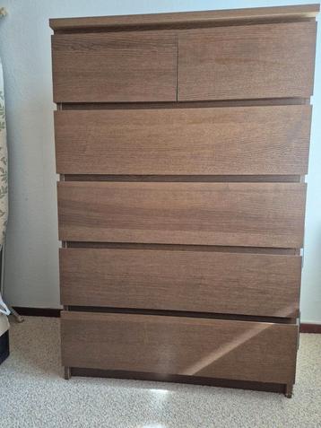 Houten Ladekast met 6 Laden beschikbaar voor biedingen