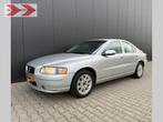 VOLVO S60 2.4 Momentum 2008 - Nwe Koppeling, Nwe APK, Beurt, Voorwielaandrijving, Gebruikt, Bedrijf, Grijs