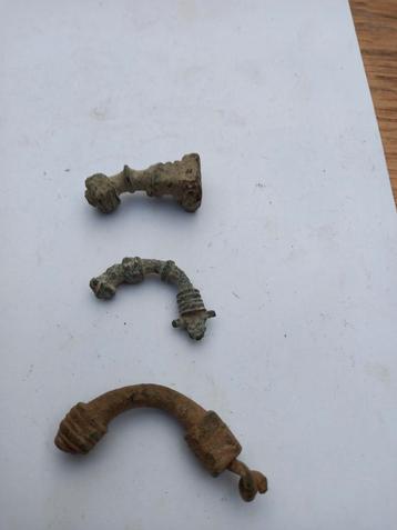 Vroege Fibula Fragmenten - Kroatië beschikbaar voor biedingen