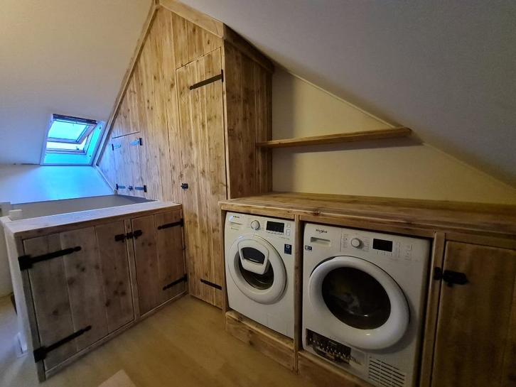 Wasmachine, droger, cv-ketel-ombouw zolderkast Echt Hout, Huis en Inrichting, Keuken | Complete keukens, Nieuw, Ophalen