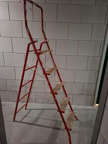 Trap / ladder  beschikbaar voor biedingen