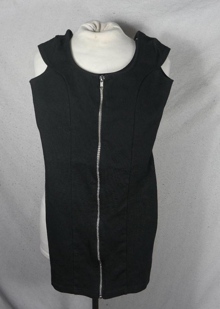 Stoere zwarte minijurk met rits.Mt 34.Merk Divided, Kleding | Dames, Jurken, Zo goed als nieuw, Maat 34 (XS) of kleiner, Zwart