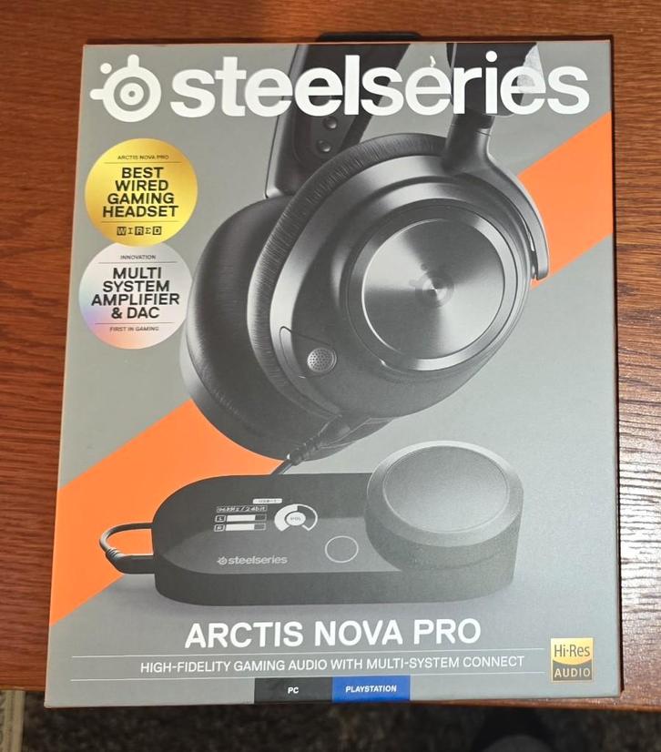 Steelseries Arctis Nova Pro Wired NIEUW, Computers en Software, Headsets, Nieuw, Over-ear, Bedraad, Gaming headset, Inklapbare microfoon