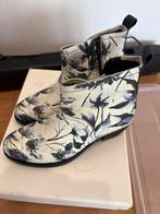 Texel Foot Wear Dames enkellaarsje- Maat 36 - Nieuw in doos, Kleding | Dames, Ophalen of Verzenden, Nieuw, Overige kleuren