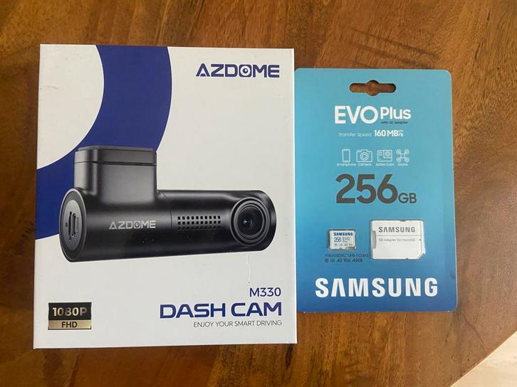 Dashcam AZDOME M330 + 256GB Micro SD kaart, Auto diversen, Dashcams, Nieuw, Ophalen of Verzenden