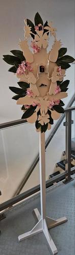 Koekoeksklok wit hout hawaïstijl werkt prima, Huis en Inrichting, Woonaccessoires | Klokken, Ophalen of Verzenden, Zo goed als nieuw