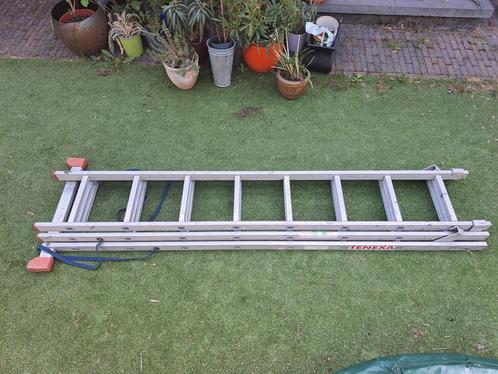 ladder 3 delig uitschuifbaar, Doe-het-zelf en Verbouw, Ladders en Trappen, Gebruikt, Ladder, 4 meter of meer, Opvouwbaar of Inschuifbaar