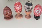 4 Houten eieren met de hand beschilderd incl. houten houders, Ophalen of Verzenden