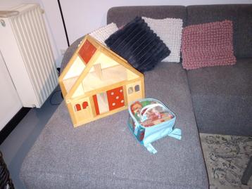 Poppenhuis+ meubels  beschikbaar voor biedingen