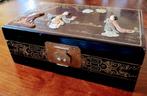 Sierradenkistje Chinees, Antiek en Kunst, Curiosa en Brocante, Ophalen of Verzenden