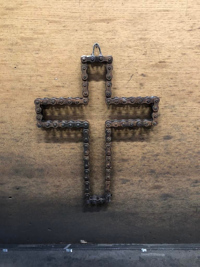 Metalen kruis- (scrap art), Verzenden