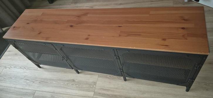IKEA FJÄLLBO TV-meubel zwart 150cm, Huis en Inrichting, Kasten | Dressoirs, Zo goed als nieuw, 150 tot 200 cm, 25 tot 50 cm, Met deur(en)
