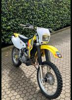 Gezocht: Suzuki DRZ400 tank, skidplate en meer, Motoren, Onderdelen | Suzuki, Ophalen of Verzenden, Gebruikt