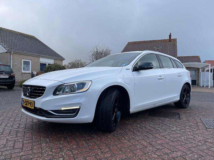 Volvo V60 D6 Plug-in Hybrid 2013 Wit nwe distributie, Auto's, Volvo, Particulier, V60, 4x4, ABS, Achteruitrijcamera, Adaptieve lichten